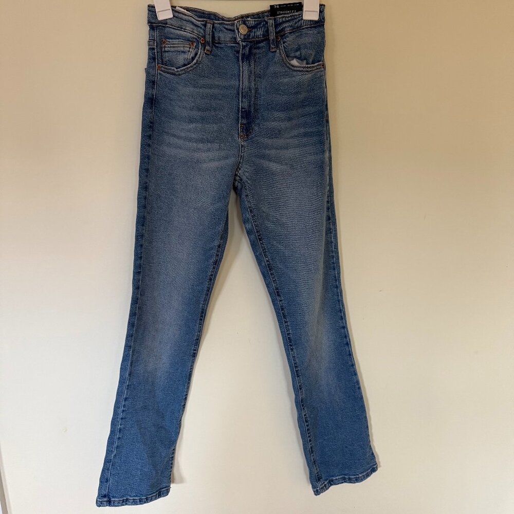 NWT Stradivarius Jeans - Sz 36